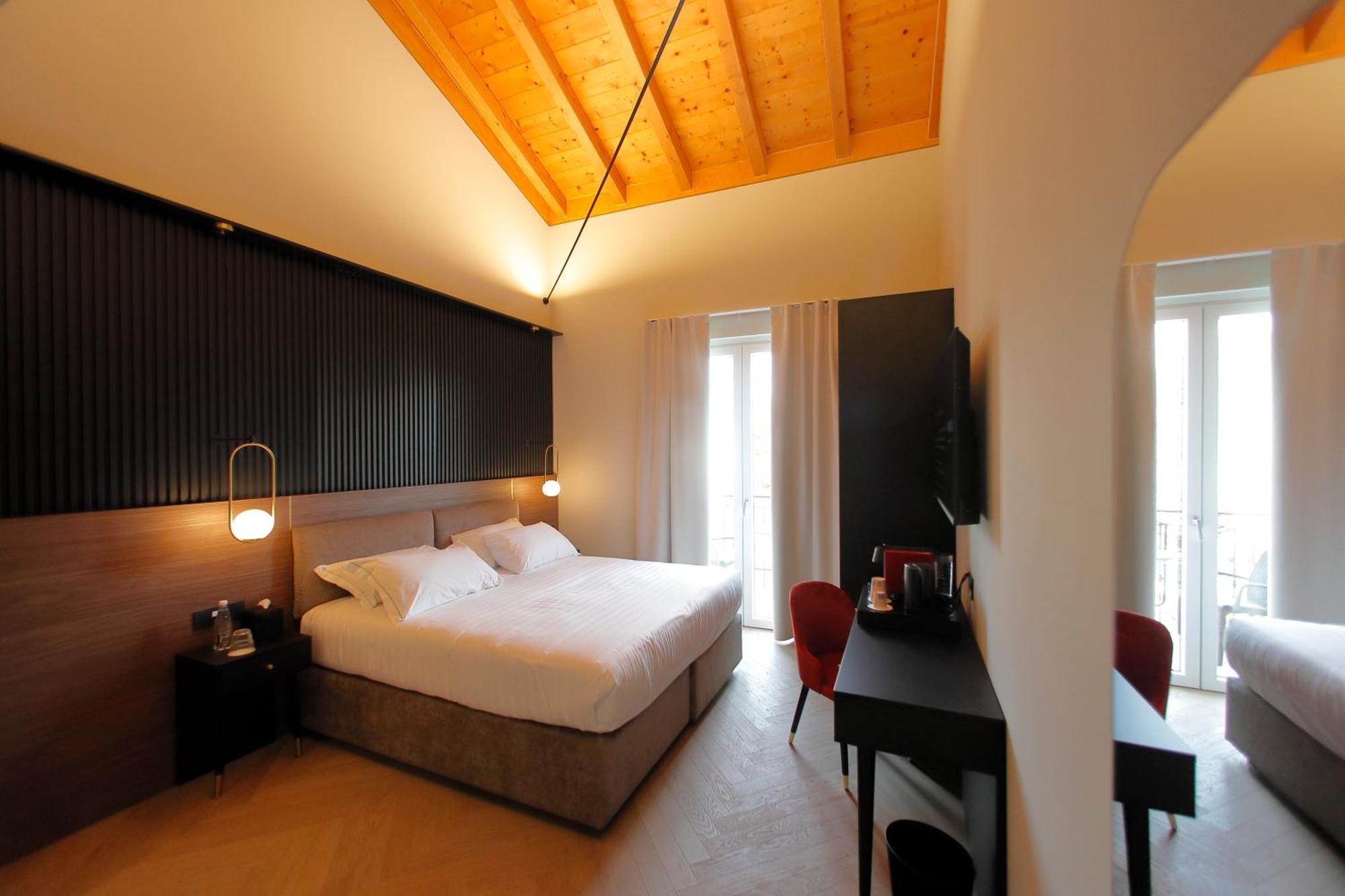 Hotel Namia By Dori Bardolino Kültér fotó